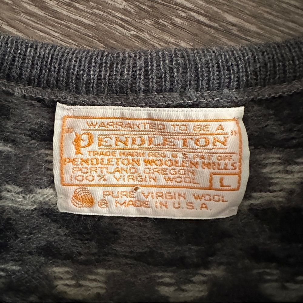 Pendleton Virgin Wool Vest - Picture 2 of 5